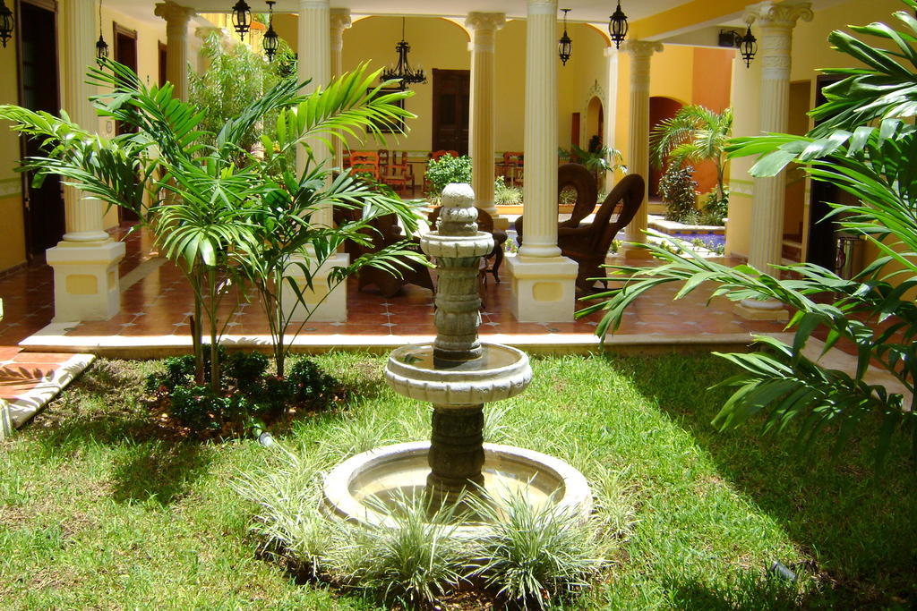 Casa De Las Columnas Mérida Kültér fotó