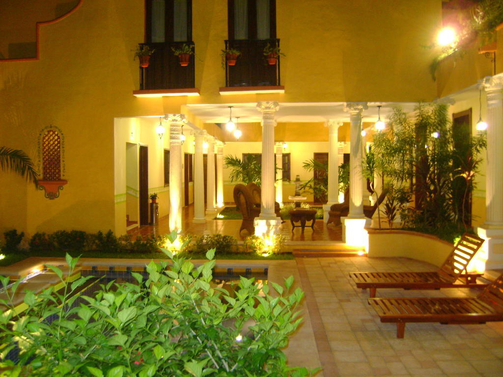 Casa De Las Columnas Mérida Kültér fotó